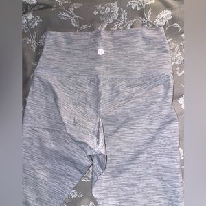 Women’s Lululemon Cropped Legging
